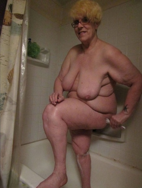 chubby granny nude - Chubby Granny Nude Pics Galleries, XXX Photos - NakedPics