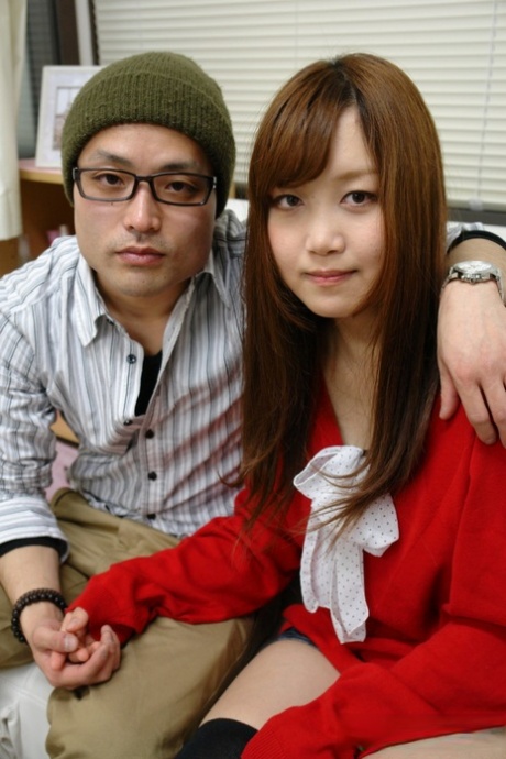 日本女孩仙道加奈在戴绿帽子的男人面前与之发生性关系