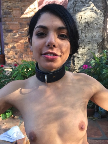 Latina sumisa Gina Valentina es atada, azotada y follada por Ramon Nomar