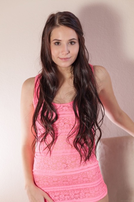 Brunette teen Vanessa Angel shows her fabulous young body fully naked