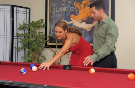 Hot MILF Elexis Monroe gets a pussy licking & a proper dicking on a pool table