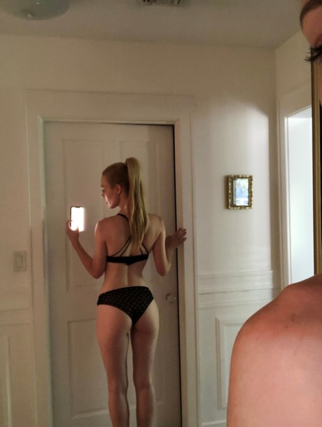 Blonde American babe with big tits Kayden Kross reveals her tasty twat