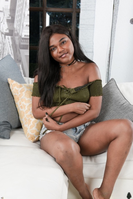 Adorable exotic teen Yara Skye exposes her round ass and nice titties